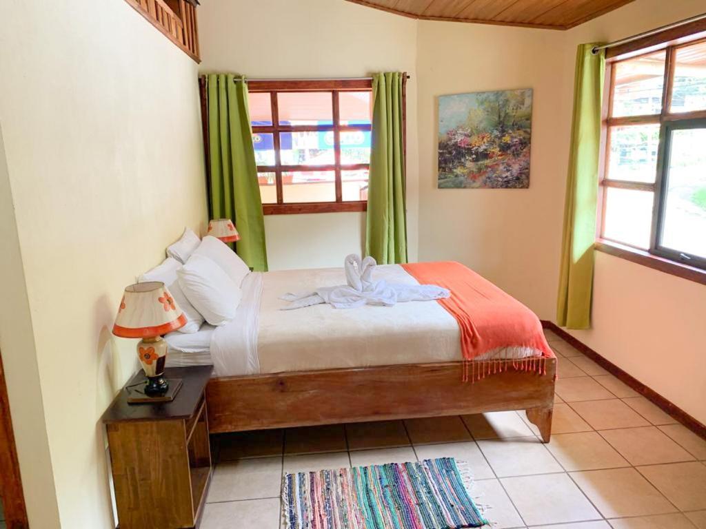 Hotel Casa Madonna Monteverde Exterior photo