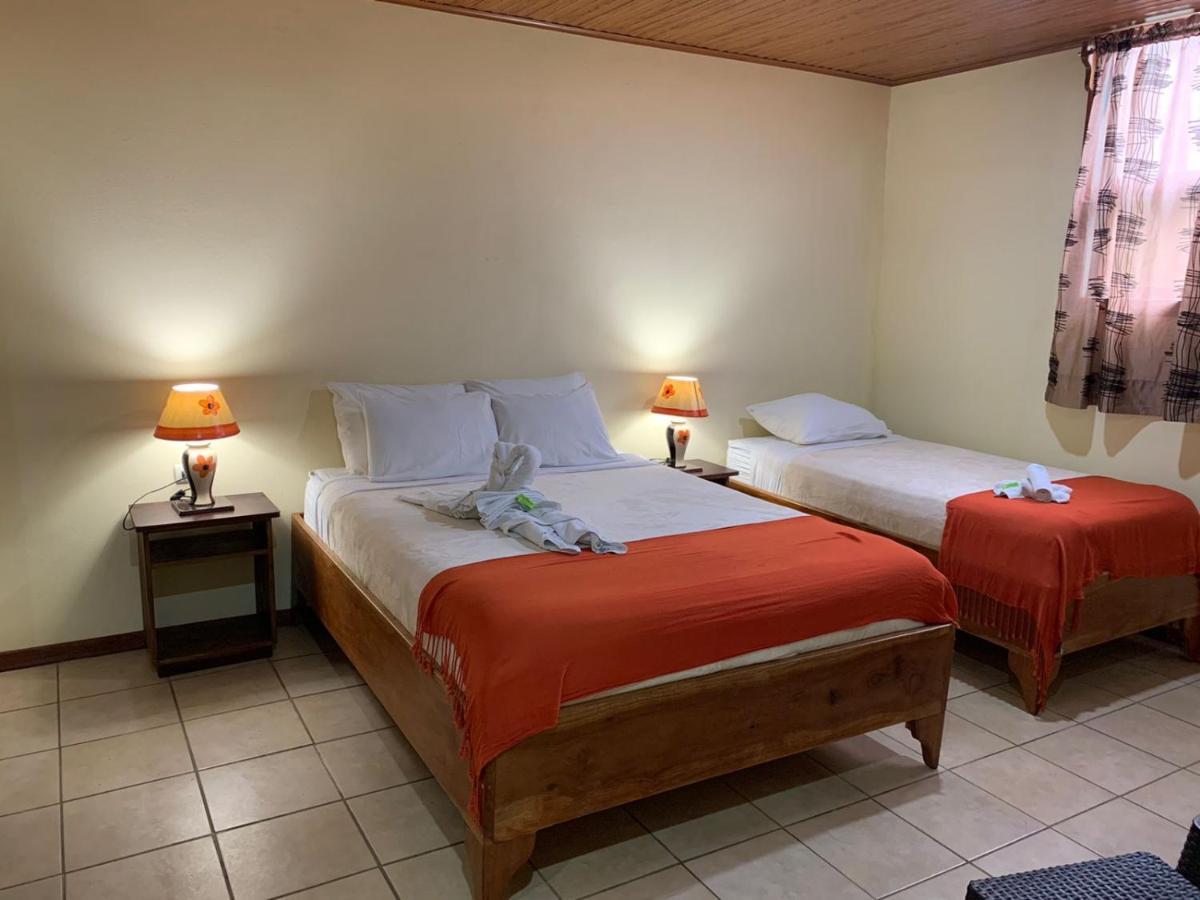 Hotel Casa Madonna Monteverde Exterior photo